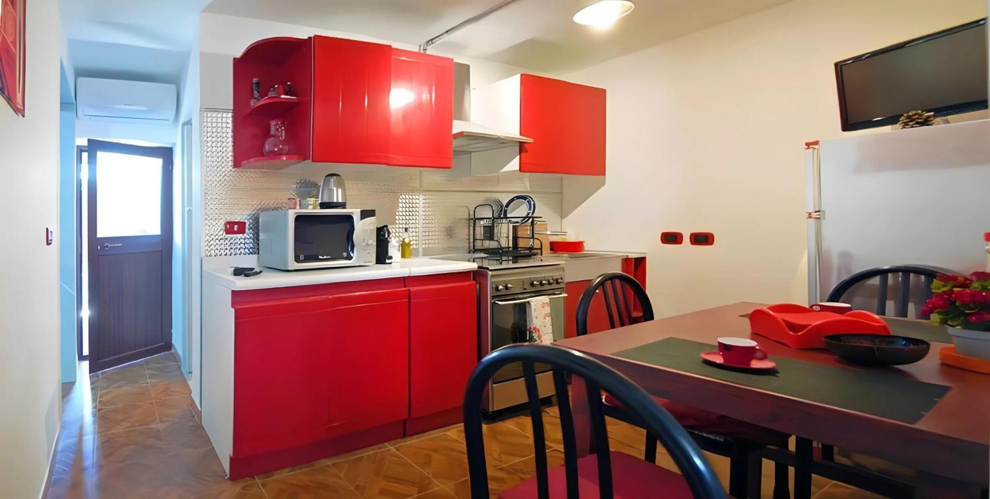 Sea Breeze Villa - Sole Apartment Bari Exteriör bild
